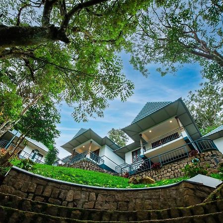 Golden Fern Resort Kanthalloor Exteriör bild